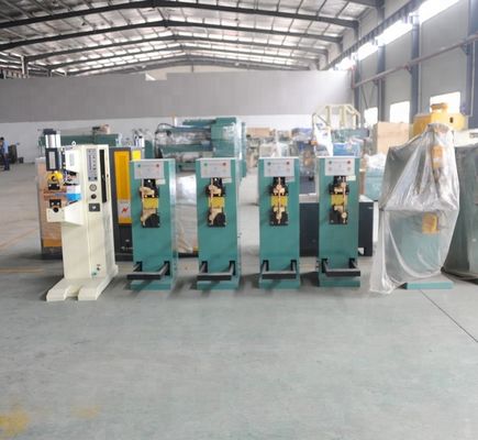Mesin pengelasan titik pedal tahan air 25KVA Pengelasan titik yang dioperasikan kaki